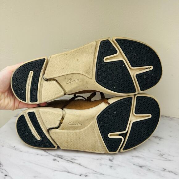 Clark’s Trifi Lace Tan Leather Sneakers Men’s Size 10 - Picture 7 of 10